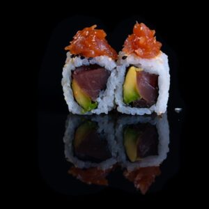 226 - URAMAKI SPICY TUNA