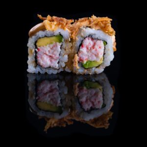 235 - URAMAKI CRISPY CALI ROLL
